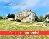 Maison à LAUDUN-L&#039;ARDOISE