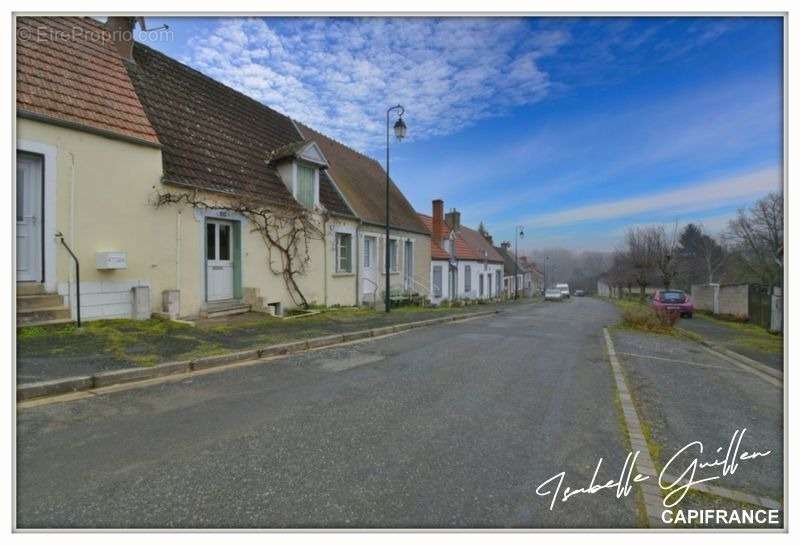 Maison à CULAN