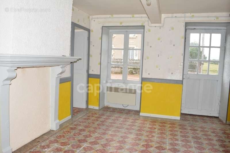 Appartement à AUNAY-EN-BAZOIS