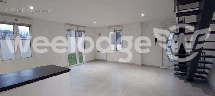 Maison a vendre  - 5 pièce(s) - 86 m2 - Surfyn