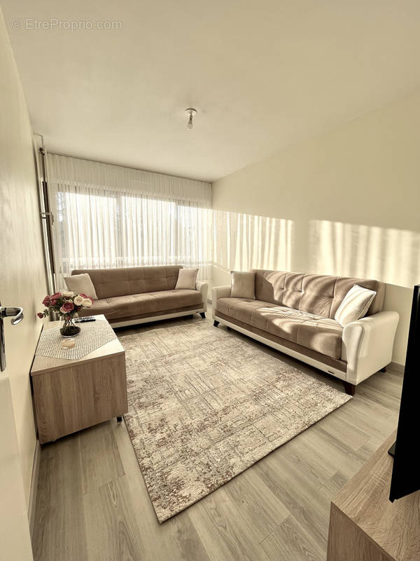 Appartement a louer pontoise - 4 pièce(s) - 78 m2 - Surfyn
