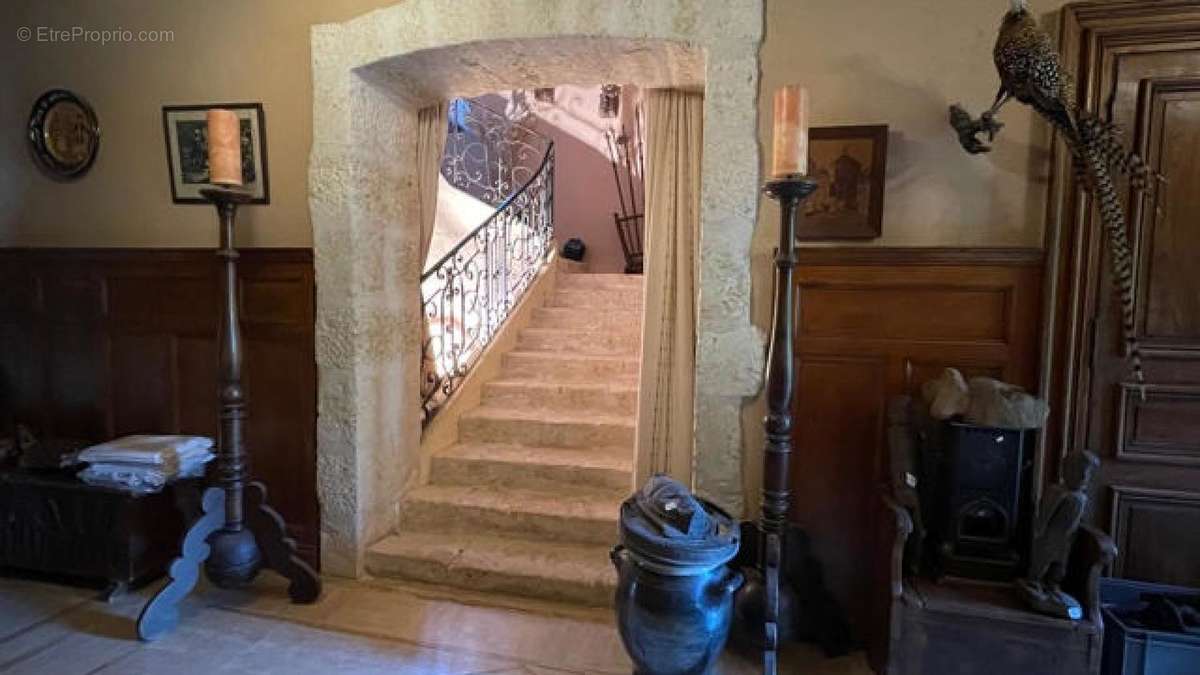 escalier en pierre - Maison à GIMONT