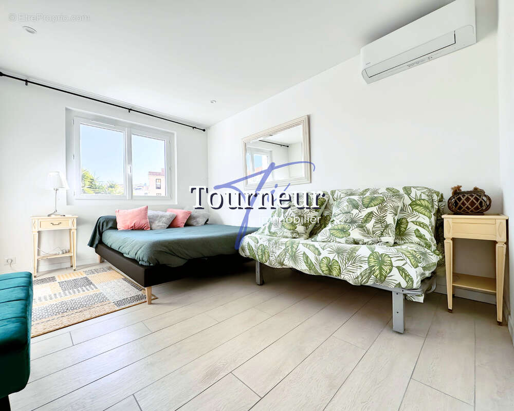 Appartement à SANARY-SUR-MER