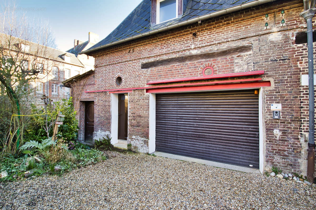 Maison à CANY-BARVILLE