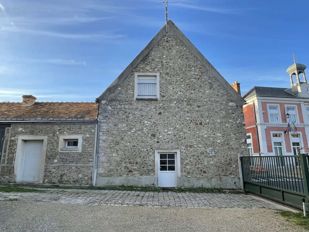 Appartement à BOISSY-SOUS-SAINT-YON