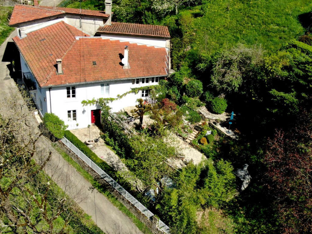 Maison à AMBERIEU-EN-BUGEY