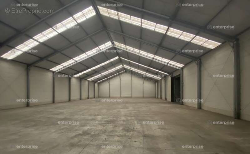 Commerce à SAINT-QUENTIN