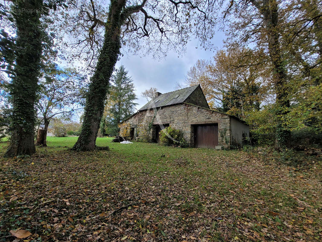 Maison à BAINS-SUR-OUST