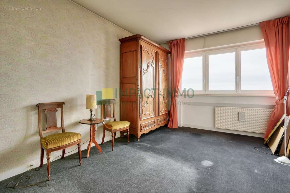 Appartement a louer courbevoie - 4 pièce(s) - 108 m2 - Surfyn