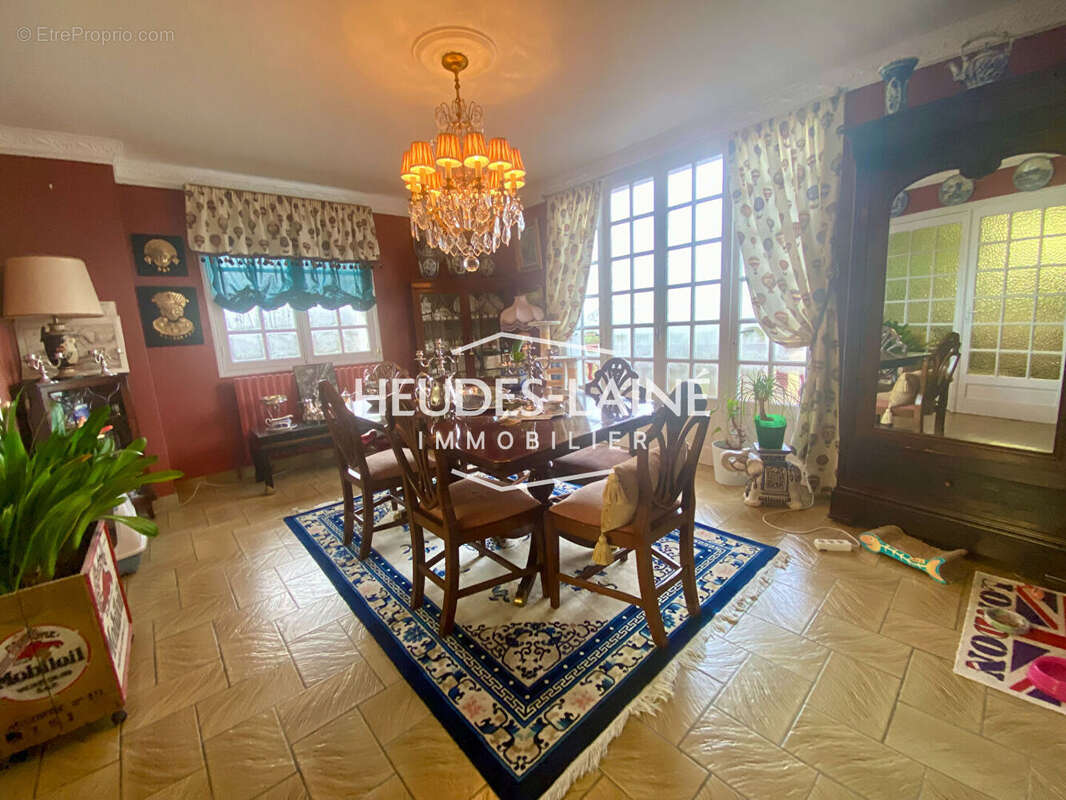 Maison à JUVIGNY-LE-TERTRE