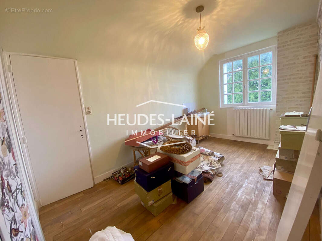 Maison à JUVIGNY-LE-TERTRE