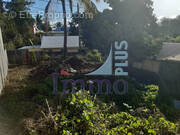 Terrain à LE TAMPON