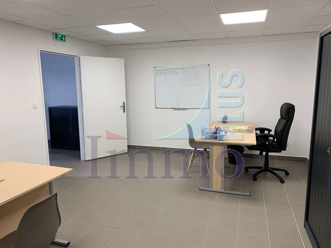 Commerce à SAINT-PIERRE