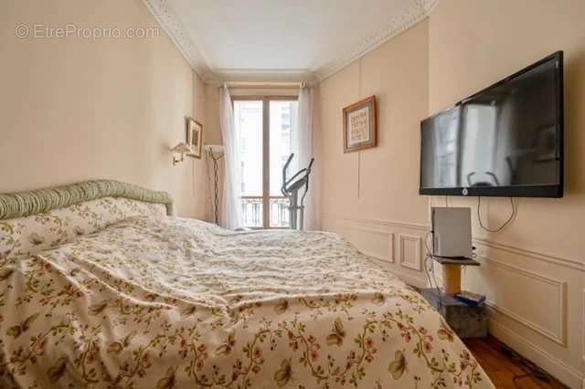 Appartement a louer paris-7e-arrondissement - 6 pièce(s) - 162 m2 - Surfyn