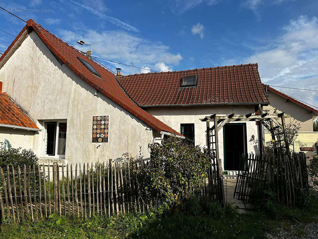 Maison à SAILLY-FLIBEAUCOURT