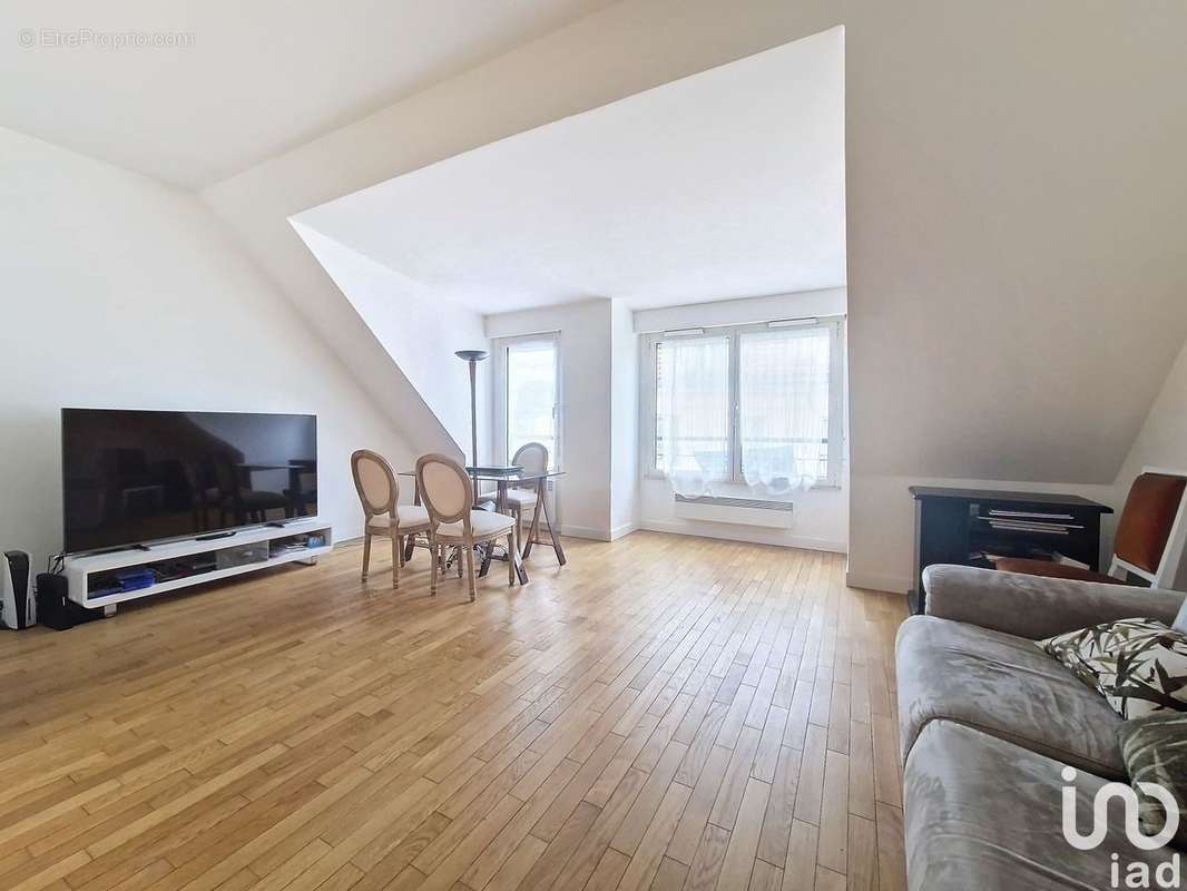 Photo 3 - Appartement à PARIS-11E