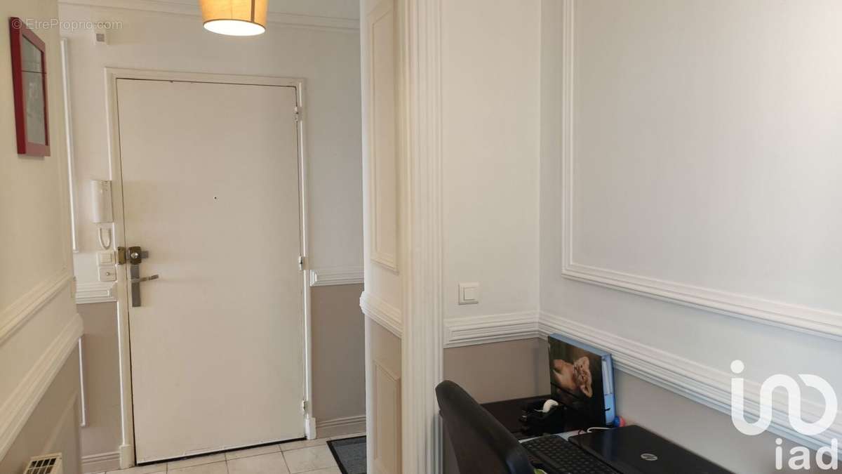 Photo 3 - Appartement à SAINT-JEAN-DE-LA-RUELLE