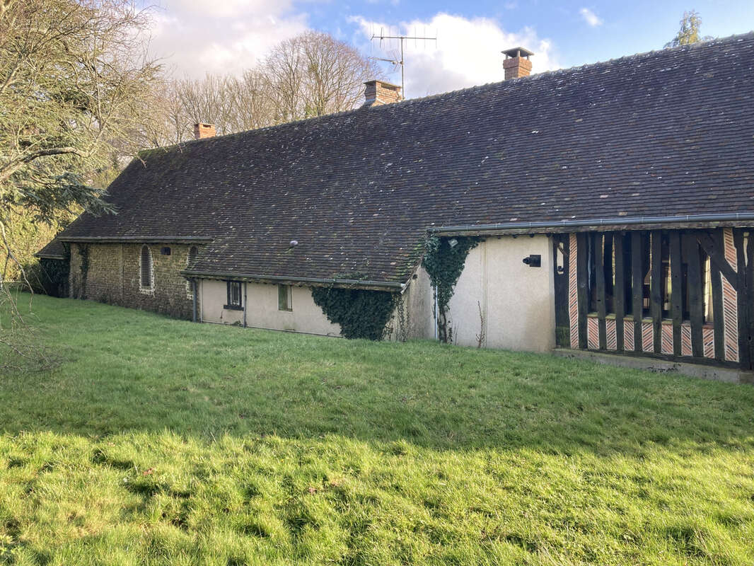 Maison à THIRON-GARDAIS