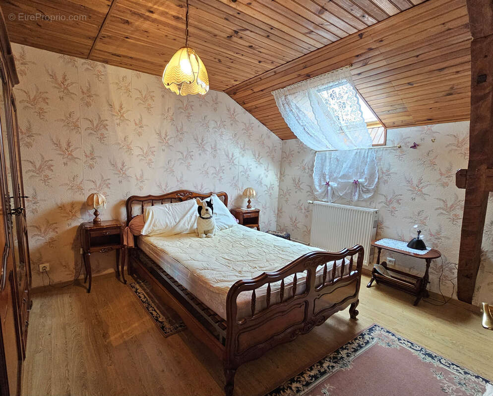 Maison à SAINT-ELOY-LES-MINES