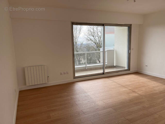 Appartement à NOGENT-SUR-MARNE