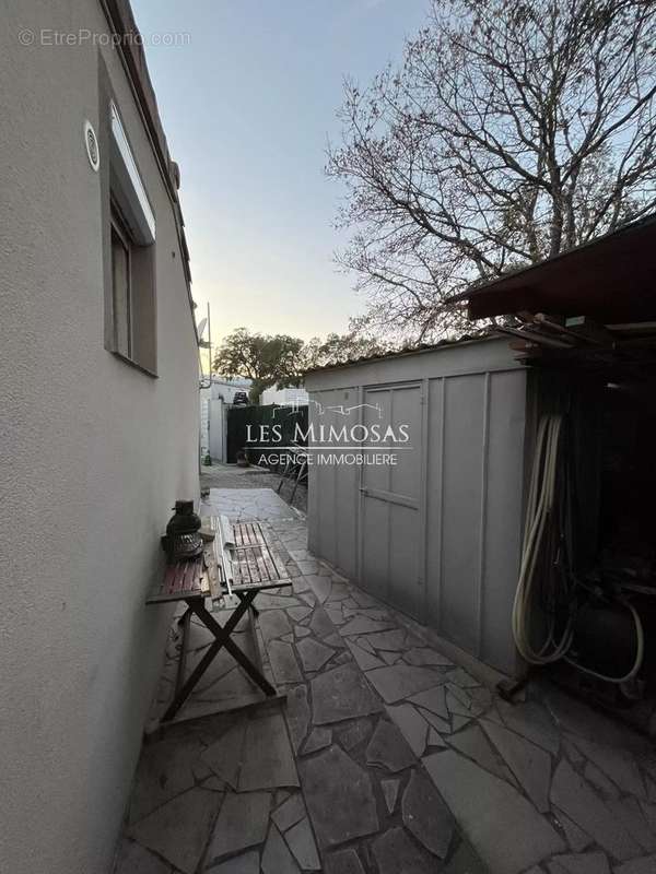 Maison à ROQUEBRUNE-SUR-ARGENS