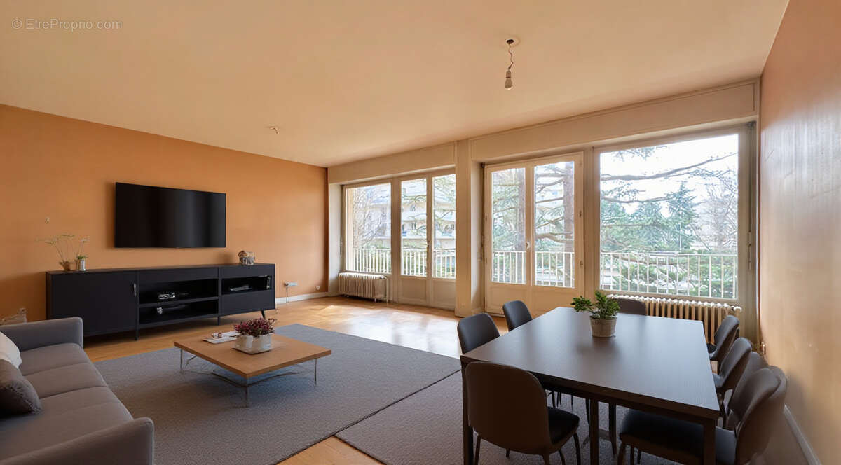 Appartement à LYON-5E