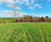 Terrain à CHARLEVAL