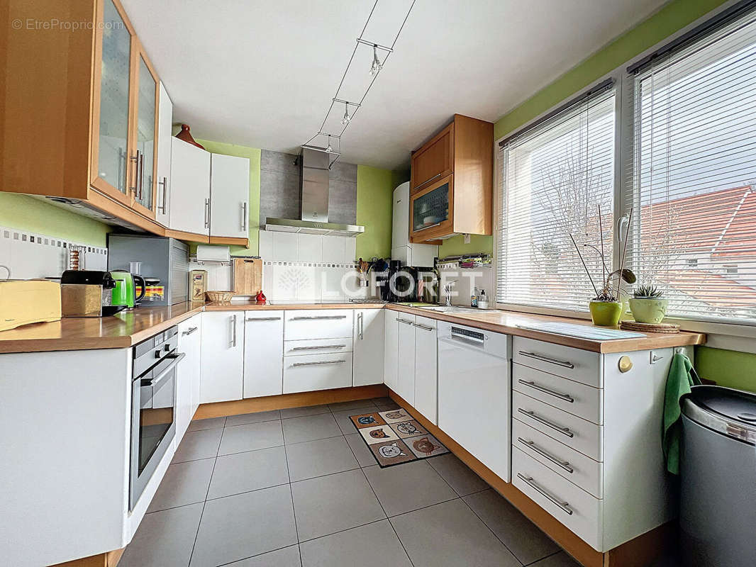 Maison a vendre  - 5 pièce(s) - 92 m2 - Surfyn