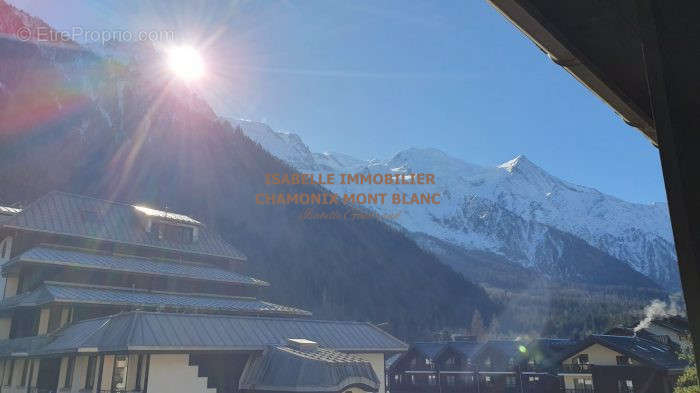Vue Mont Blanc  / Achat appartement Chamonix 4 pièces - Appartement à CHAMONIX-MONT-BLANC