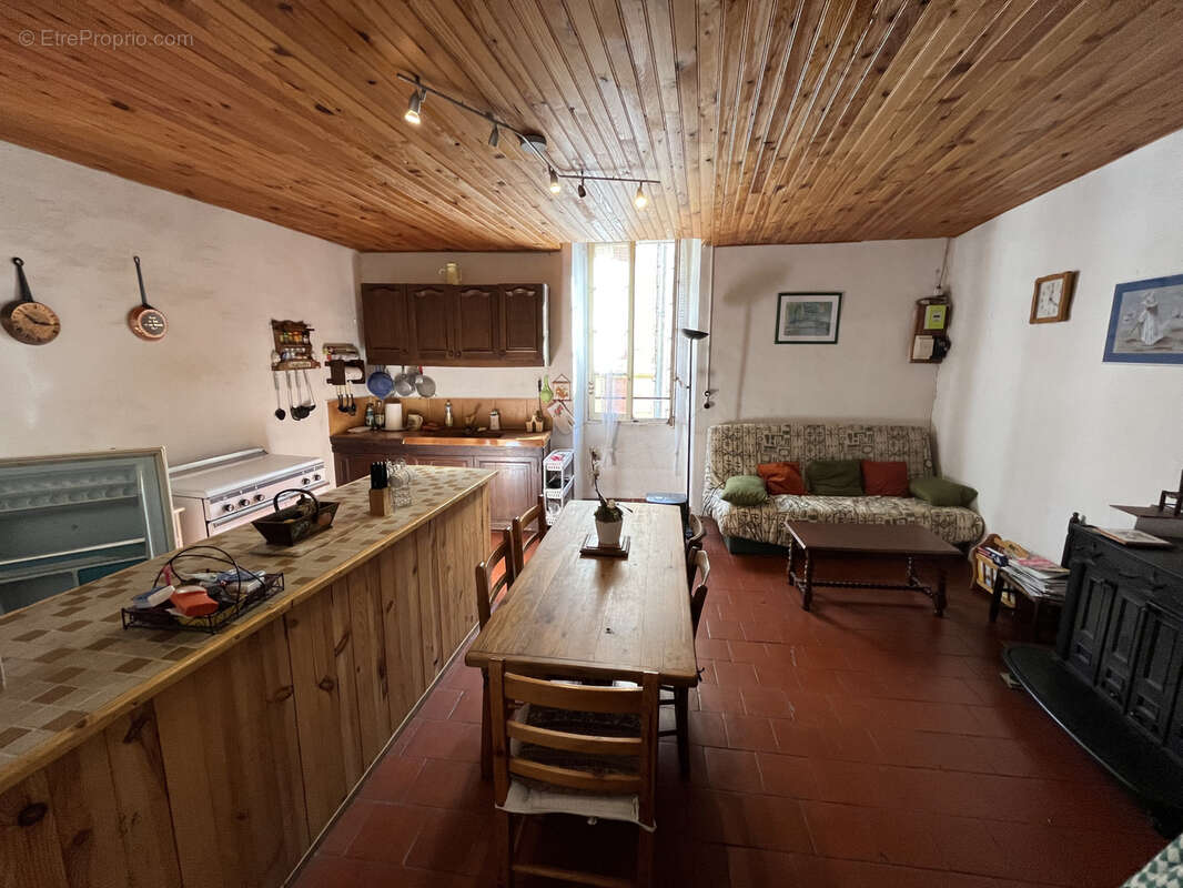 Maison à SAINT-GERVAIS-SUR-MARE