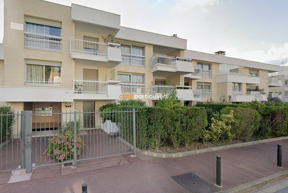 Appartement a louer bourg-la-reine - 2 pièce(s) - 50 m2 - Surfyn