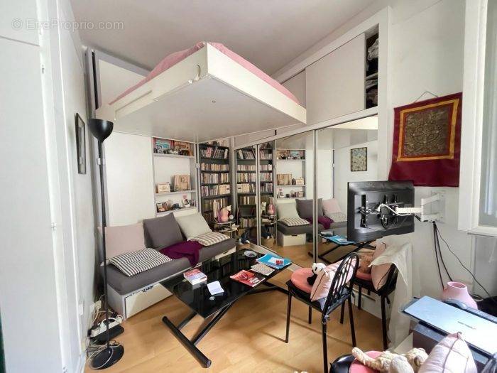 Appartement 1 pièce(s) 20 m²à vendre Paris-11e-arrondissement