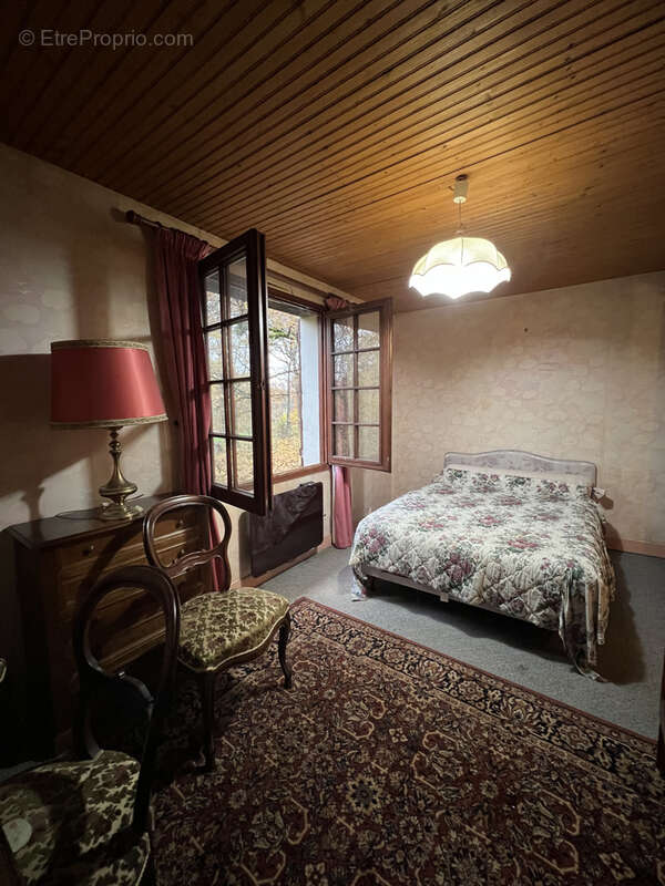 Maison à BAZOCHES-SUR-LE-BETZ