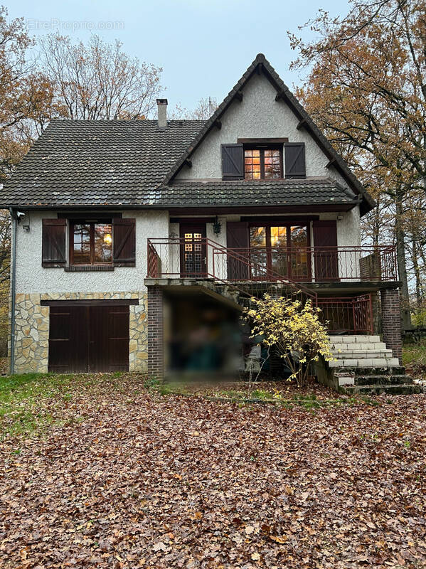 Maison à BAZOCHES-SUR-LE-BETZ