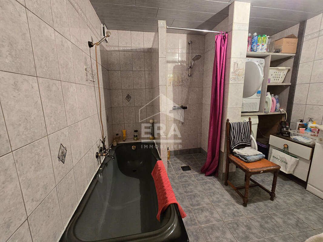 Appartement à ORCHAMPS-VENNES