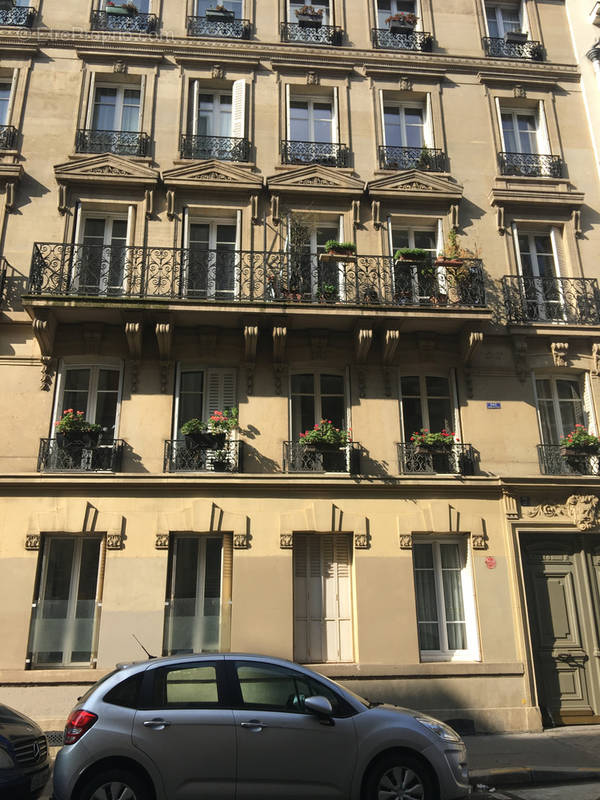 Appartement a louer paris-10e-arrondissement - 4 pièce(s) - 72 m2 - Surfyn