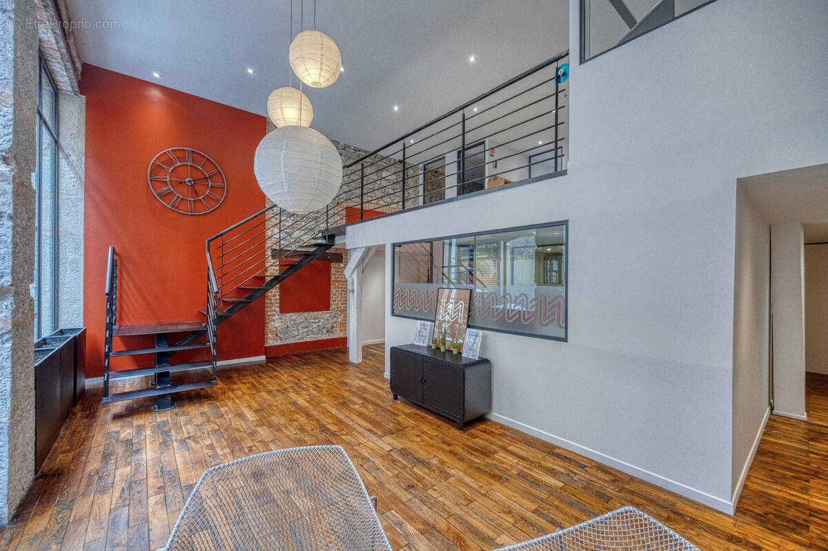 Commerce à GRENOBLE