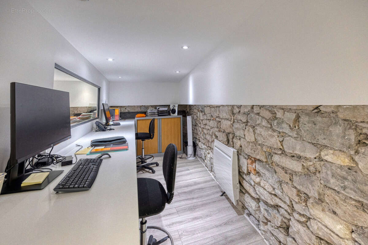 Commerce à GRENOBLE