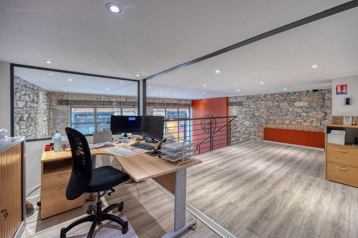 Commerce à GRENOBLE