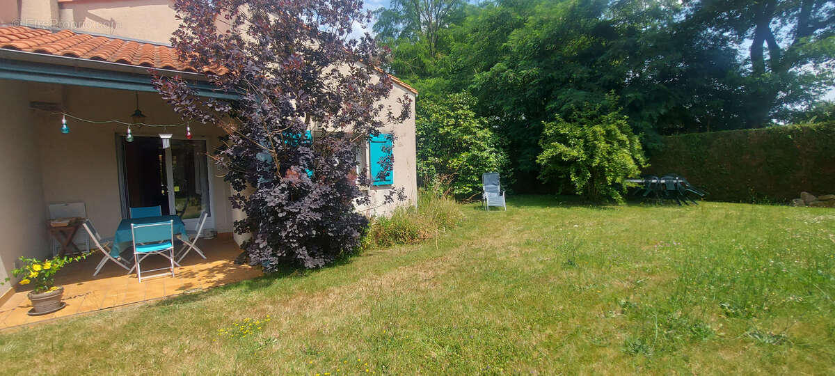 Maison à LES HERBIERS