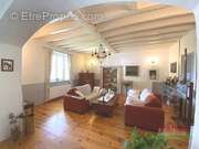 Maison à EYZIN-PINET