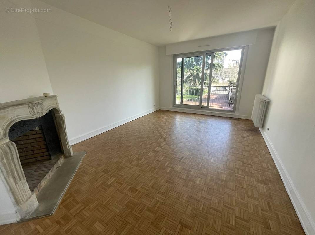 Appartement 2 pièce(s) 68 m²à vendre Boulogne-billancourt