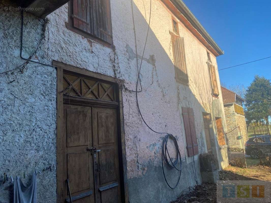 Maison à TUZAGUET