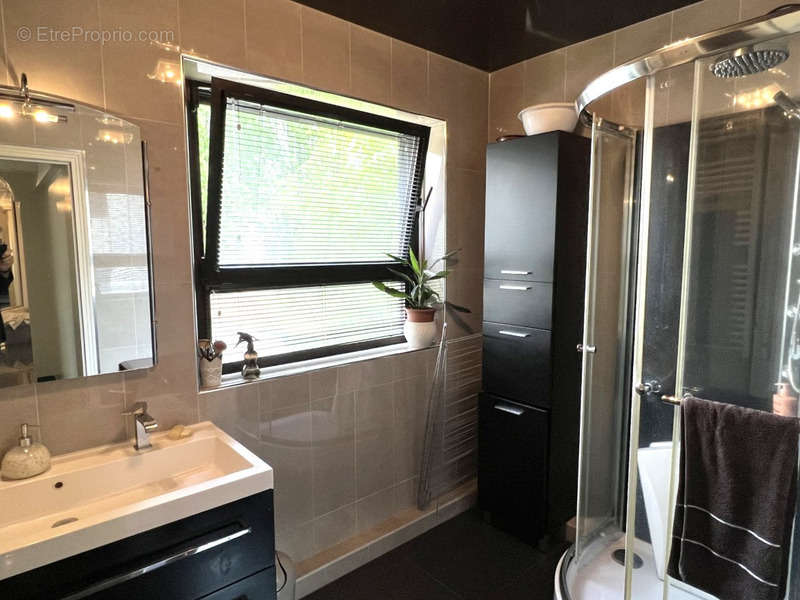 Appartement a louer enghien-les-bains - 3 pièce(s) - 68 m2 - Surfyn