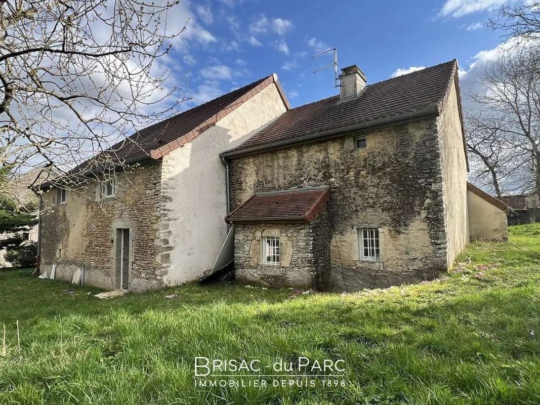 Maison à GRANCEY-LE-CHATEAU-NEUVELLE