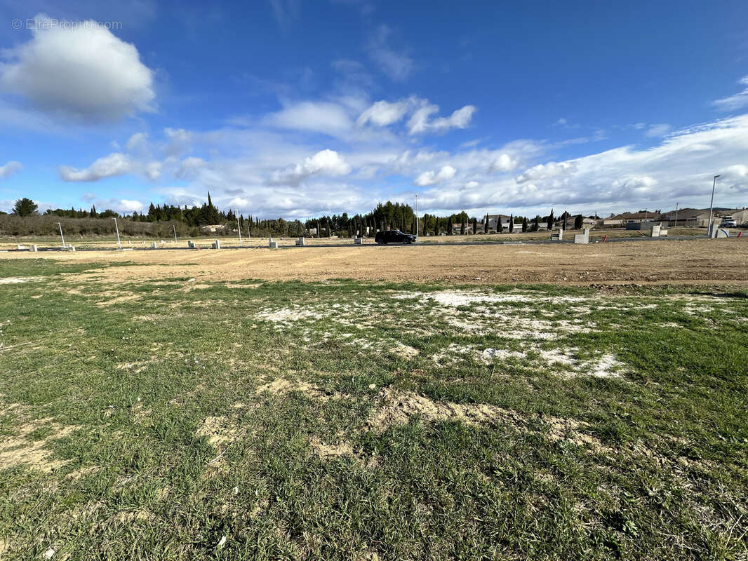 Terrain à FERRALS-LES-CORBIERES