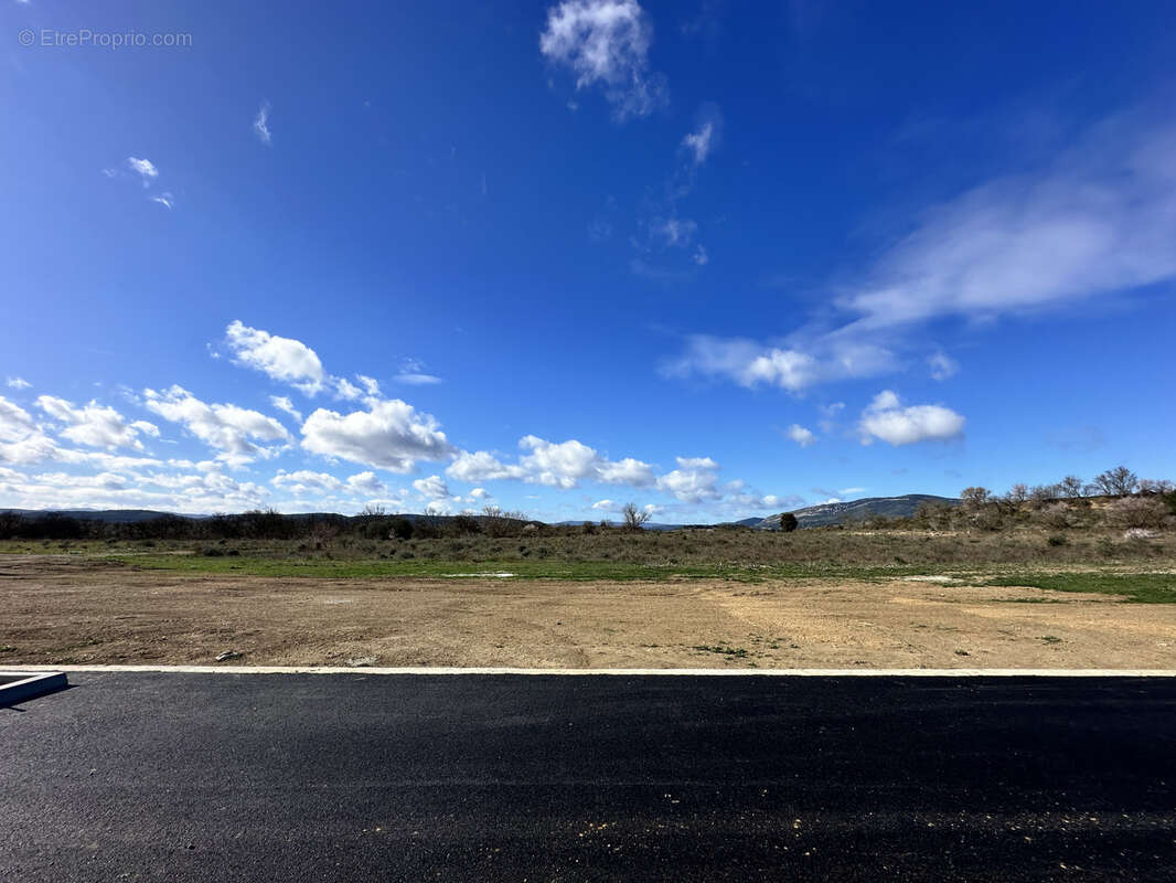 Terrain à FERRALS-LES-CORBIERES