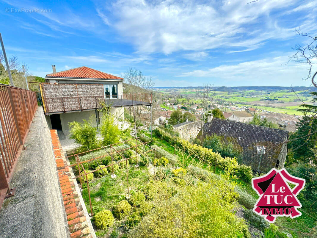 Maison à PENNE-D&#039;AGENAIS