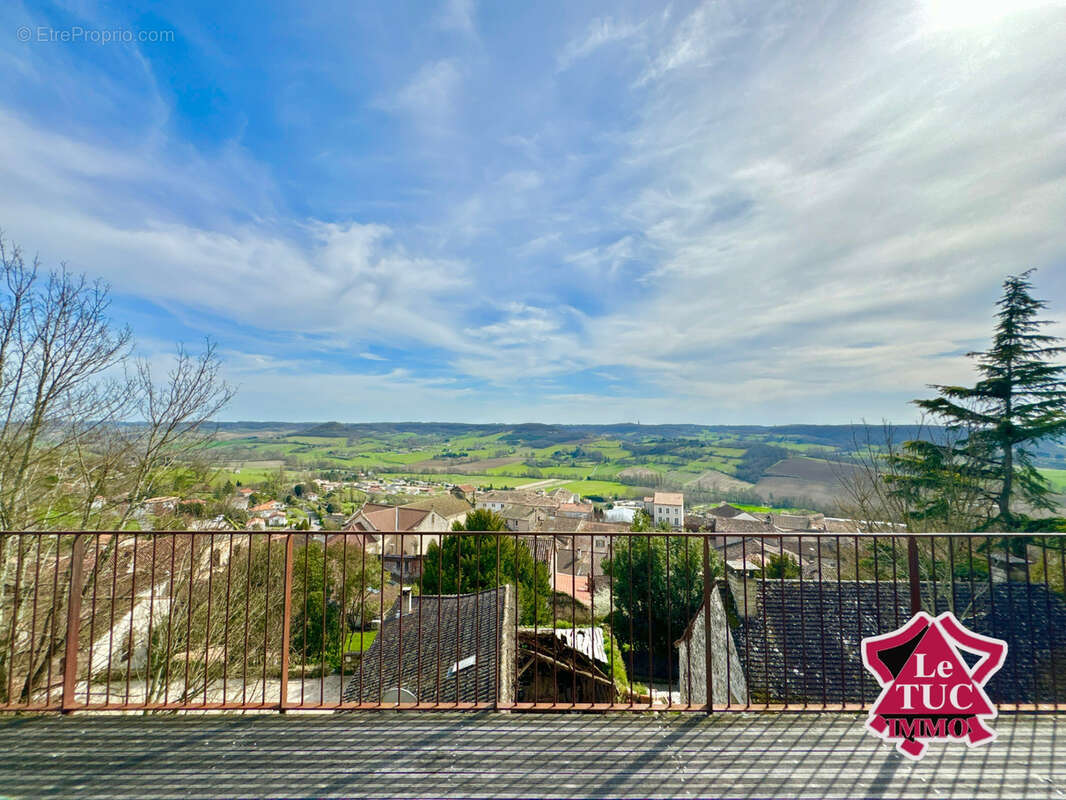 Maison à PENNE-D&#039;AGENAIS