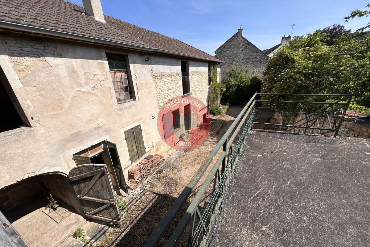 Appartement à SAVIGNY-LES-BEAUNE